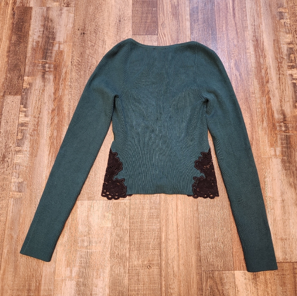 Express Body Contour Sweater - Picture 3 of 5